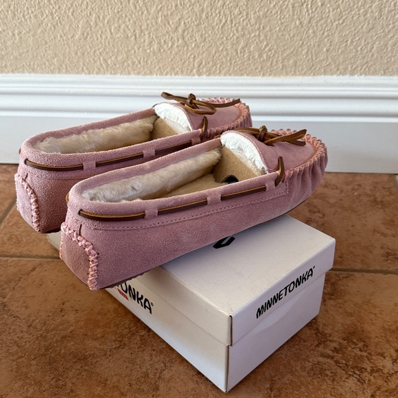 Minnetonka Pink Cally Suede Moccasins - Picture 7 of 13